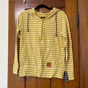 Ampersand medium quarter zip hoodie